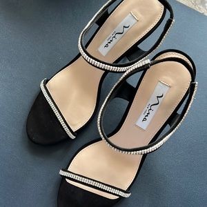 Mia jewel studded heel never worn size 7